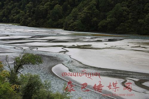 神秘海子  巴旺海