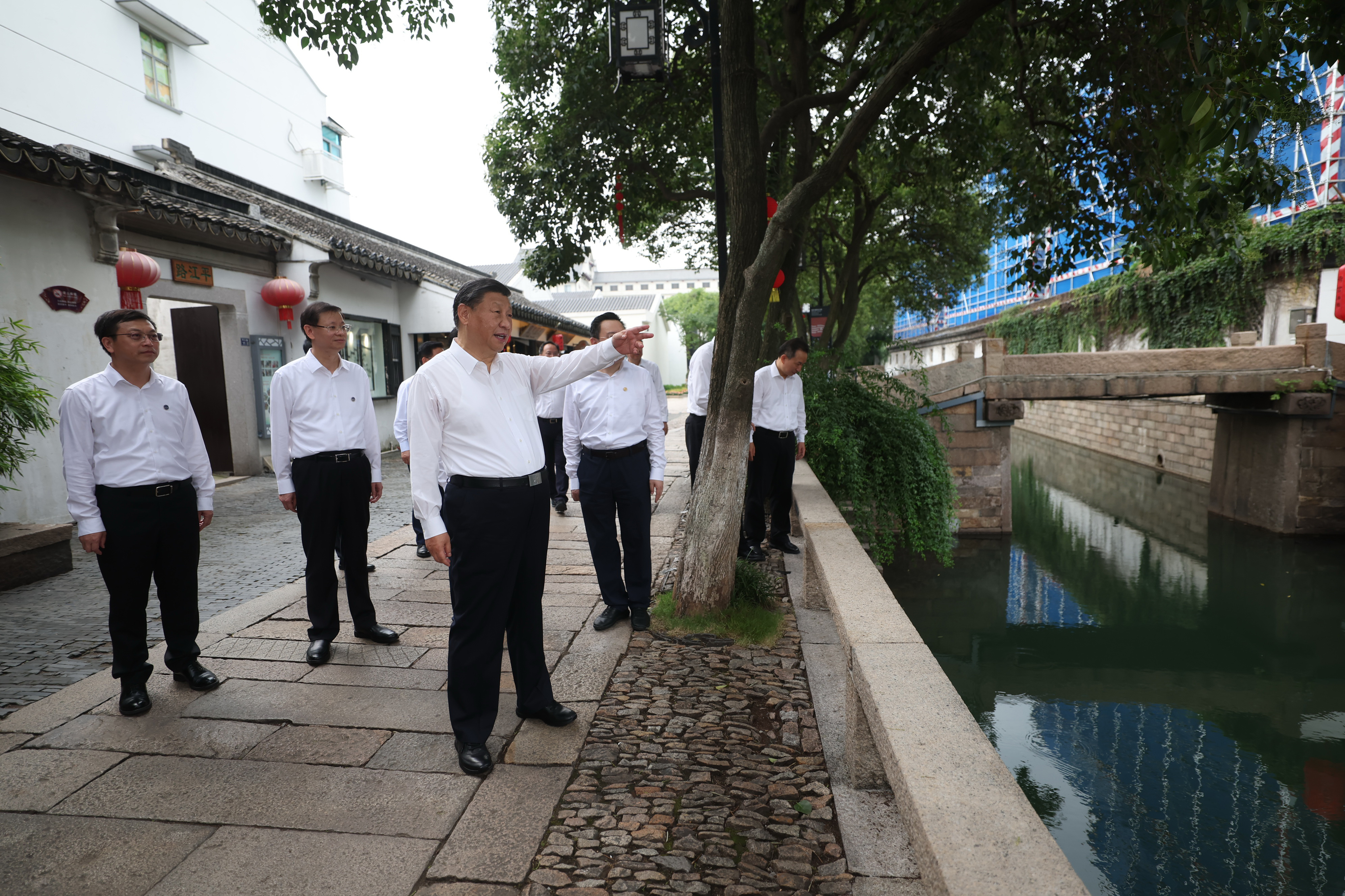 2023年7月6日，習(xí)近平在蘇州平江歷史文化街區(qū)考察。